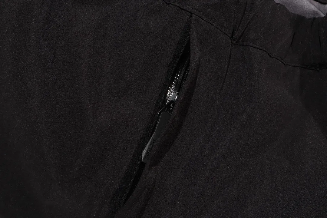 Quality 22FW Arcteryx Beta Pants ， ， ！ ， ！ ， ，GOER TEX ， Wear-Resistant ， Breathable ！ ， Shoes ， ， ， ， ， High-Top Low-Top Shoes ， ！ GORE TEX ， ， YKK 、logo ， ， ！Quality ！ Color：Black Size S-2XL